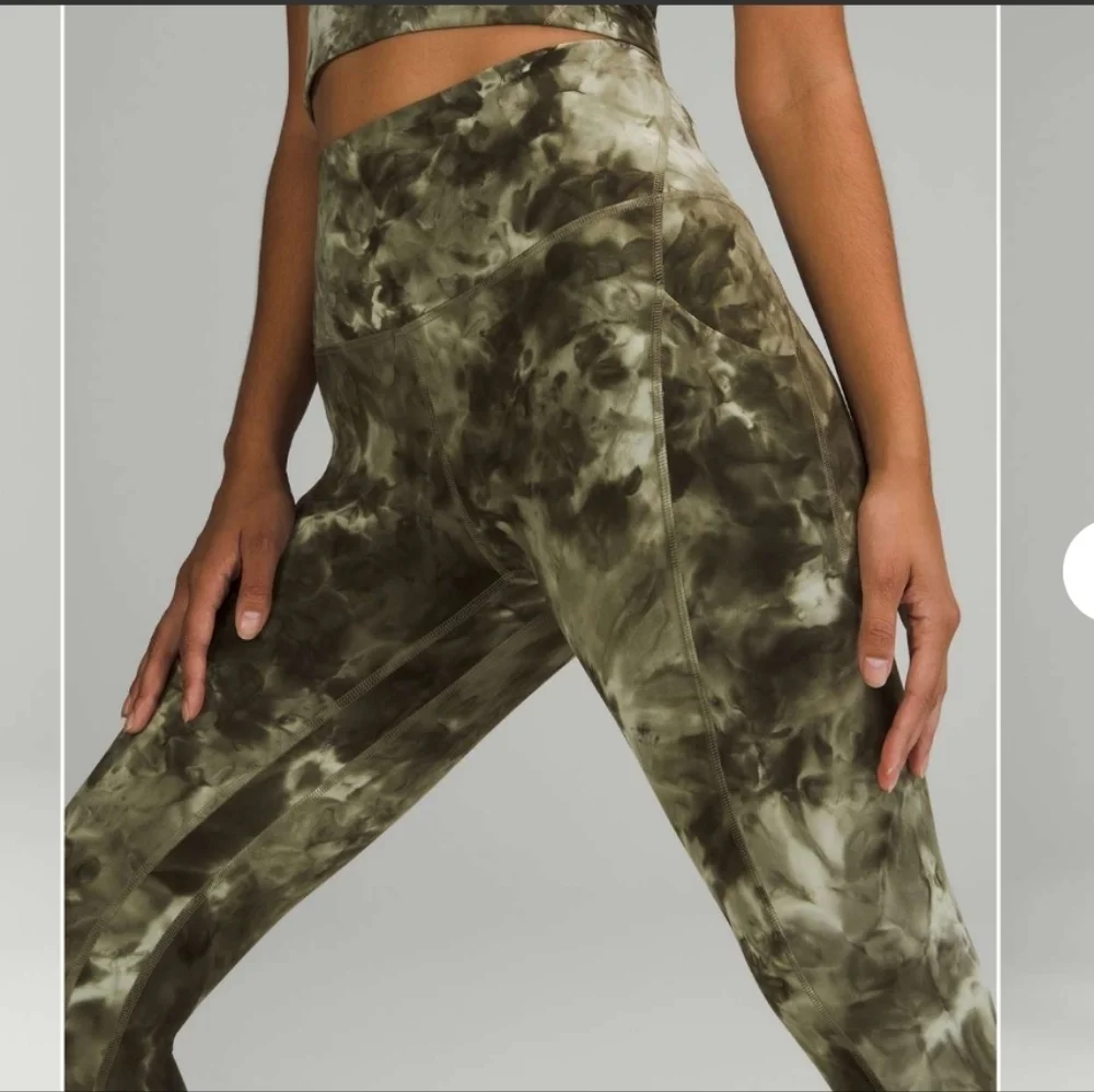Lululemon Align High-Rise Pant with Pockets Size 4 Diamond Dye Sage/Green